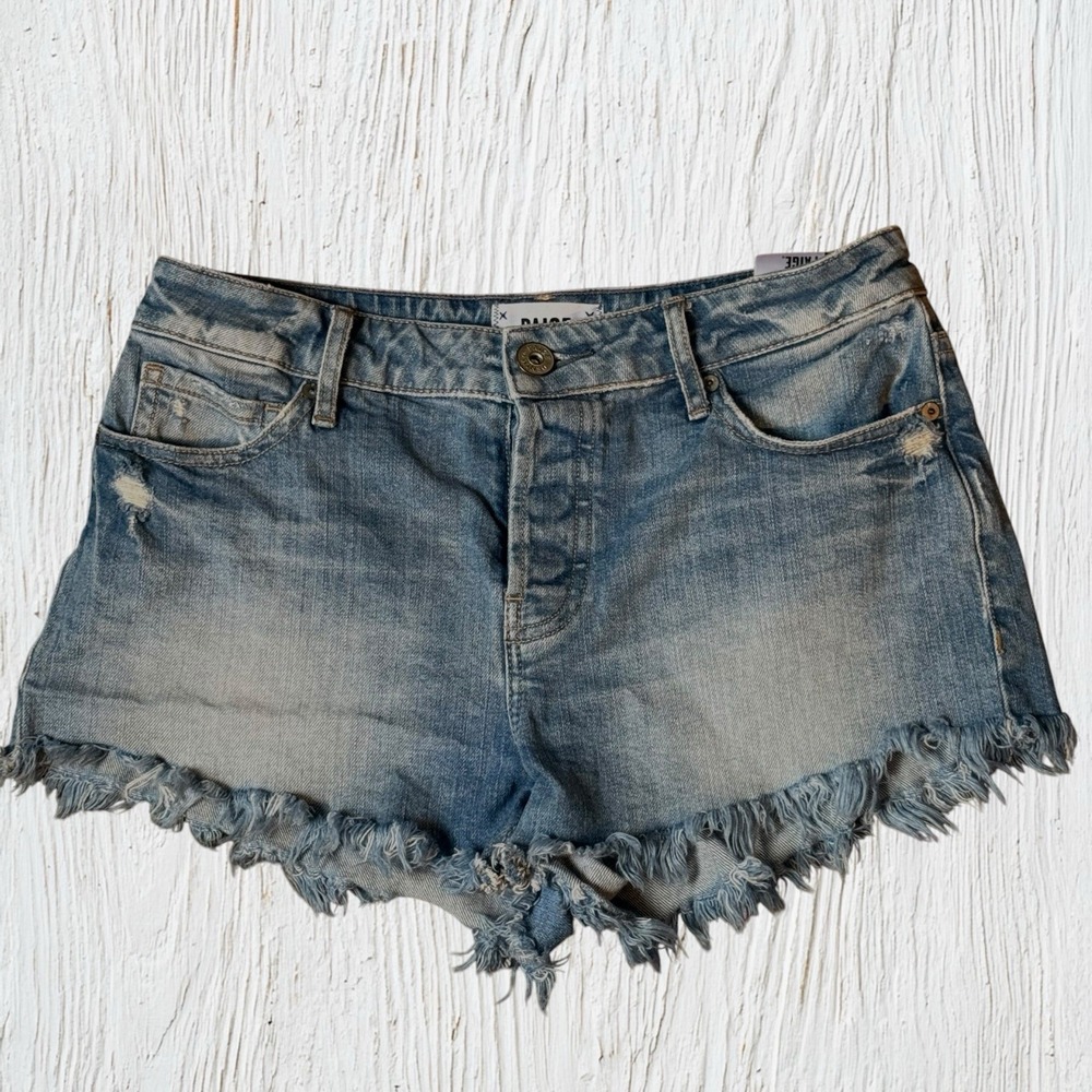 Paige Emmitt Shorts mid-rise Sz 26 Denim Distressed Frayed Bootie‎ Hippie Boho